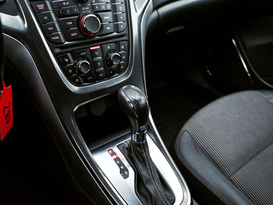 Opel Astra J Екатеринбург  - изображение 9
