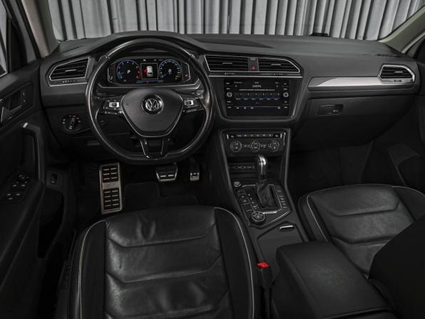 Volkswagen Tiguan II с пробегом 2019 года, цена 2 424 000 рублей, 146491 км, внедорожник, Автокод Объявления