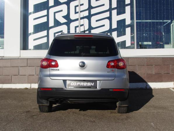 Volkswagen Tiguan I с пробегом 2010 года, цена 989 000 рублей, 175000 км, внедорожник, Автокод Объявления