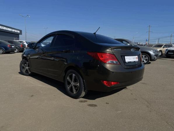 Hyundai Solaris I Рестайлинг с пробегом 2015 года, цена 830 000 рублей, 100700 км, седан, Автокод Объявления
