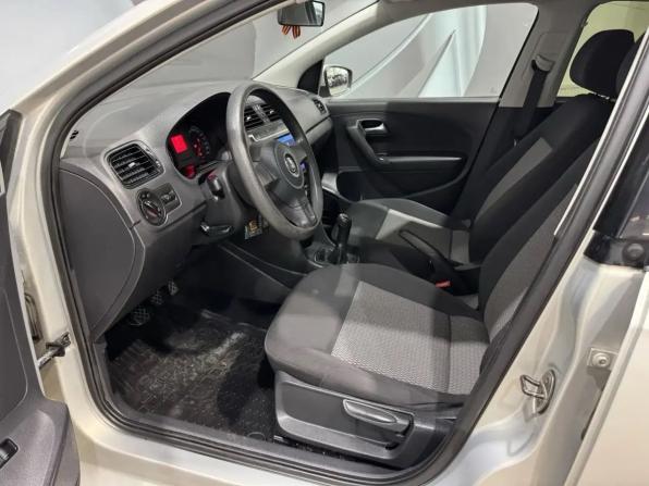 Volkswagen Polo V с пробегом 2011 года, цена 590 000 рублей, 212496 км, седан, Автокод Объявления