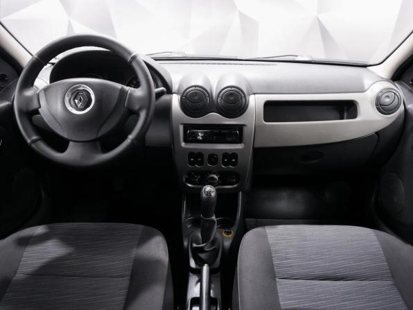 Renault Logan I Рестайлинг с пробегом 2010 года, цена 390 000 рублей, 174239 км, седан, Автокод Объявления