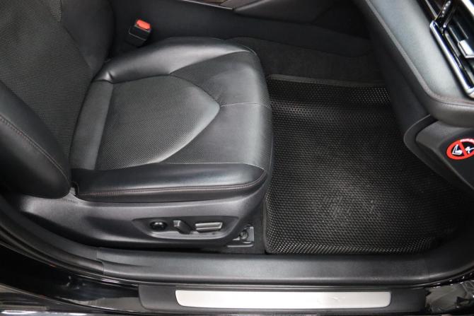 Toyota Camry VIII (XV70) с пробегом 2018 года, цена 2 805 250 рублей, 160801 км, седан, Автокод Объявления