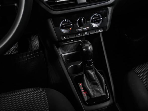 Volkswagen Polo VI с пробегом 2020 года, цена 1 390 000 рублей, 157058 км, лифтбек, Автокод Объявления