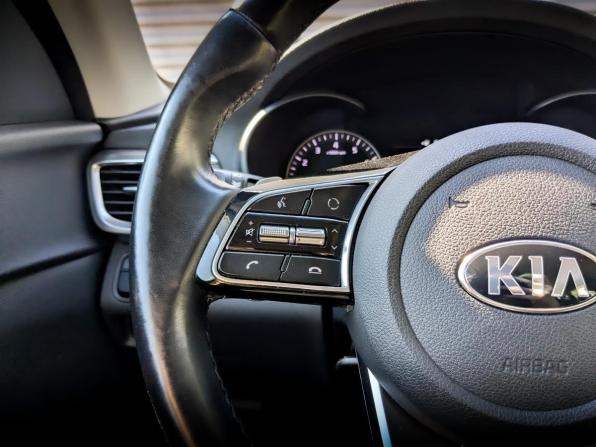 Kia Optima IV Рестайлинг с пробегом 2020 года, цена 2 060 000 рублей, 133084 км, седан, Автокод Объявления