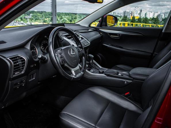 Lexus NX I с пробегом 2016 года, цена 2 380 000 рублей, 176238 км, внедорожник, Автокод Объявления