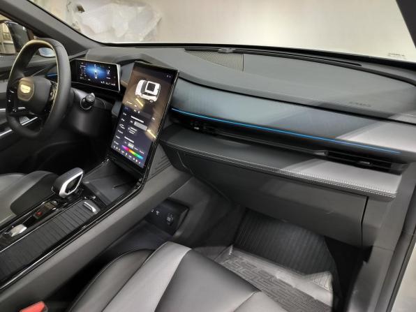 Geely Cityray с пробегом 2024 года, цена 2 700 000 рублей, 2750 км, внедорожник, Автокод Объявления