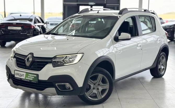 Renault Sandero II Рестайлинг с пробегом 2020 года, цена 1 149 000 рублей, 138500 км, хэтчбек, Автокод Объявления
