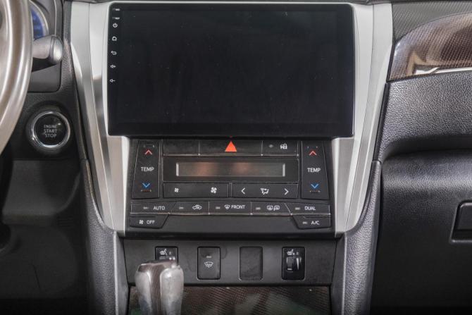 Toyota Camry VIII (XV70) Рестайлинг с пробегом 2017 года, цена 1 299 000 рублей, 420000 км, седан, Автокод Объявления