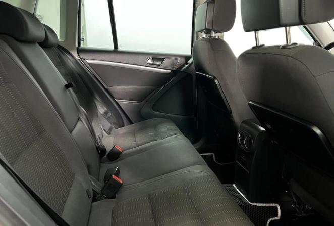 Volkswagen Tiguan I Рестайлинг с пробегом 2011 года, цена 1 170 000 рублей, 220800 км, внедорожник, Автокод Объявления
