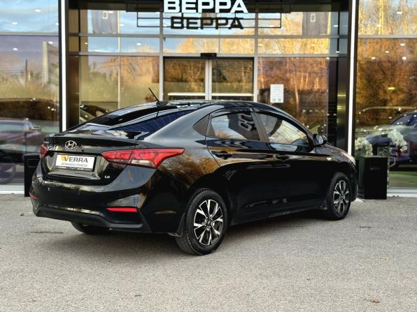 Hyundai Solaris II с пробегом 2018 года, цена 1 250 000 рублей, 143557 км, седан, Автокод Объявления