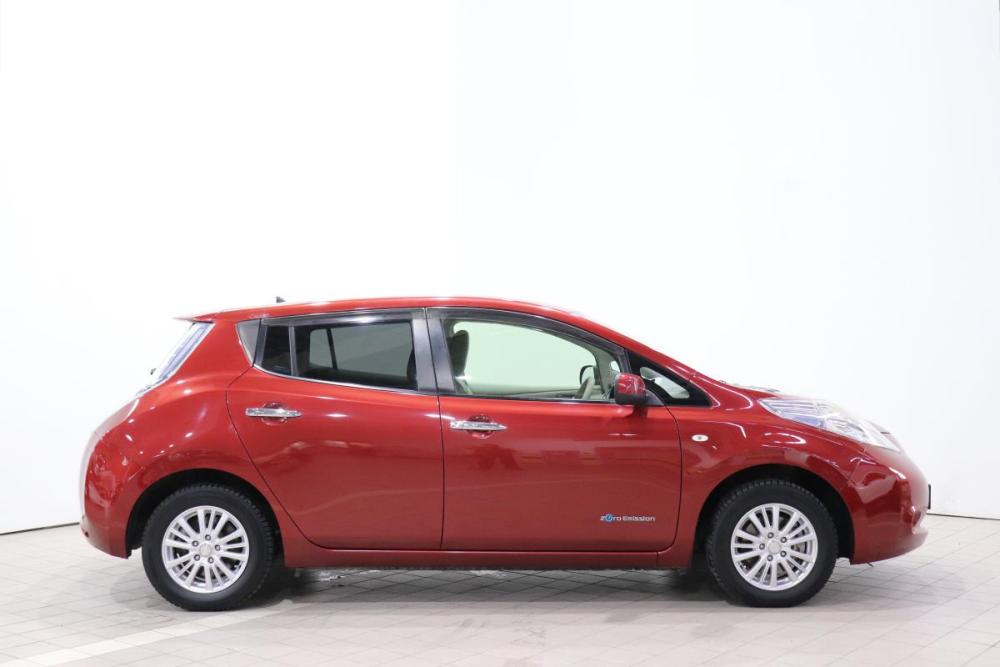 Nissan Leaf I (ZE0/AZE0) Иркутск  - изображение 5