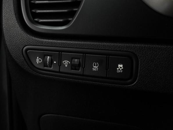 Kia Rio IV Рестайлинг с пробегом 2020 года, цена 1 539 000 рублей, 120870 км, седан, Автокод Объявления