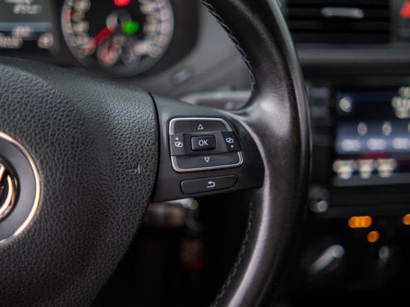 Volkswagen Jetta VI с пробегом 2013 года, цена 1 249 000 рублей, 194325 км, седан, Автокод Объявления