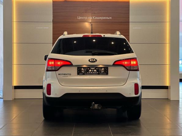 Kia Sorento II Рестайлинг с пробегом 2013 года, цена 1 699 000 рублей, 241511 км, внедорожник, Автокод Объявления