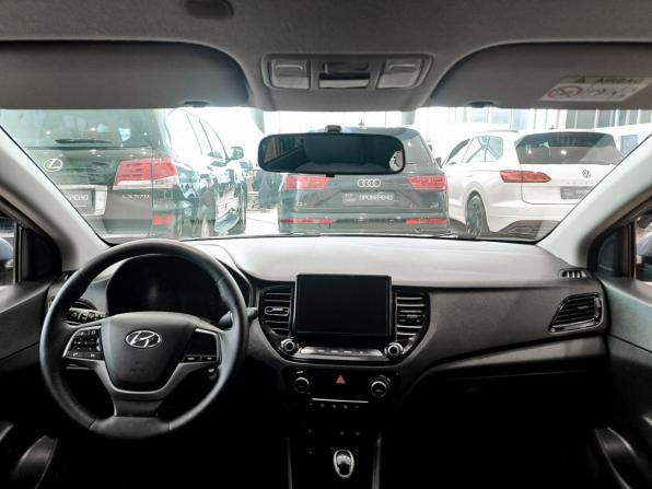 Hyundai Solaris II Рестайлинг с пробегом 2021 года, цена 1 399 000 рублей, 159429 км, седан, Автокод Объявления