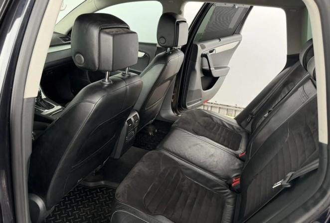 Volkswagen Passat B7 с пробегом 2012 года, цена 995 000 рублей, 280781 км, универсал, Автокод Объявления