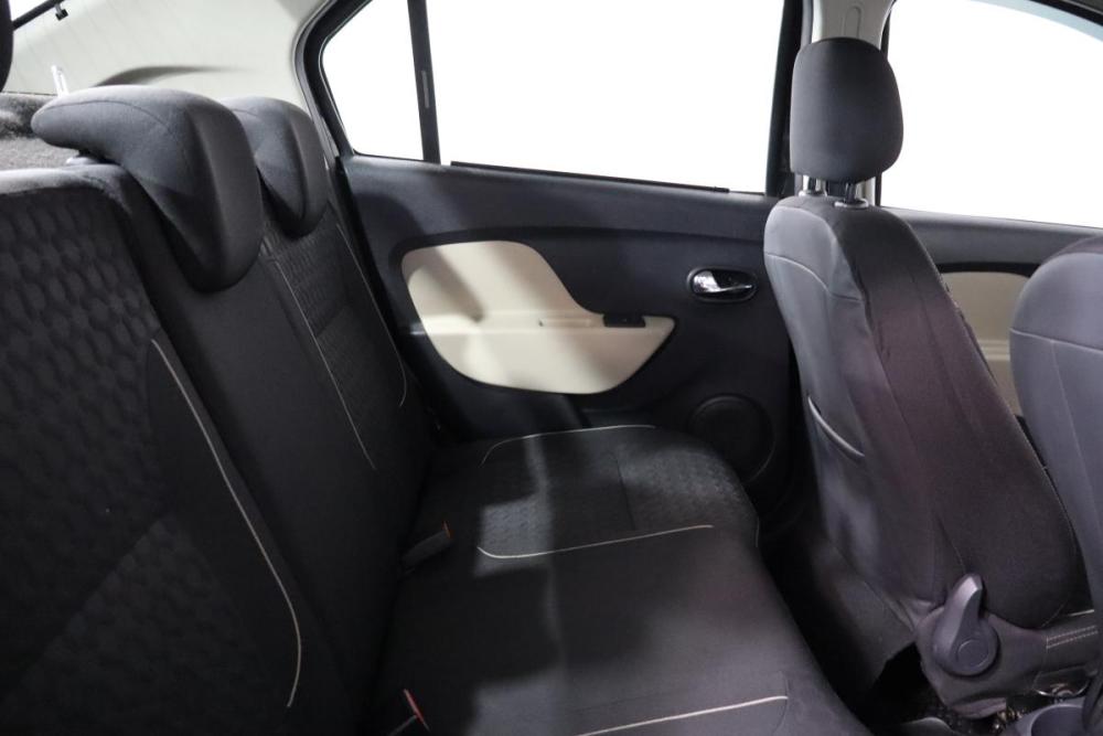 Renault Logan II Санкт-Петербург  - изображение 12