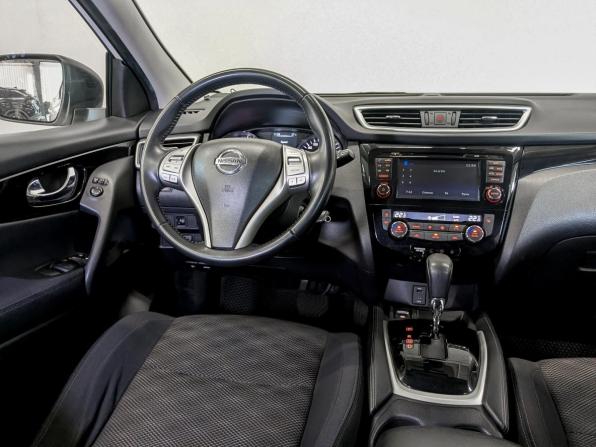Nissan Qashqai II с пробегом 2017 года, цена 1 370 000 рублей, 120605 км, внедорожник, Автокод Объявления