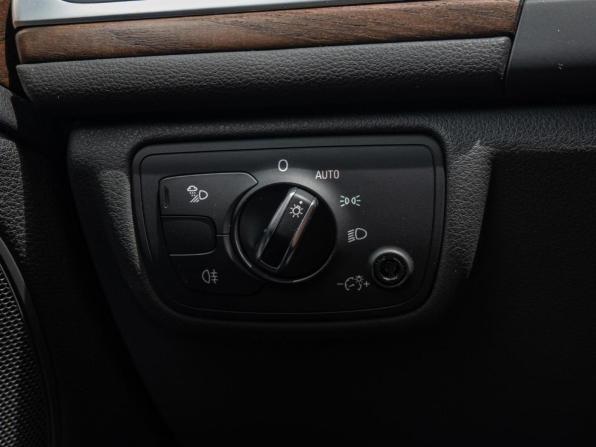 Audi A6 IV (C7) Рестайлинг с пробегом 2016 года, цена 2 320 000 рублей, 128621 км, седан, Автокод Объявления