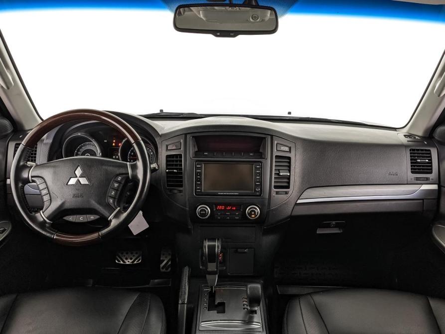Mitsubishi Pajero IV Рестайлинг 1 Москва  - изображение 14