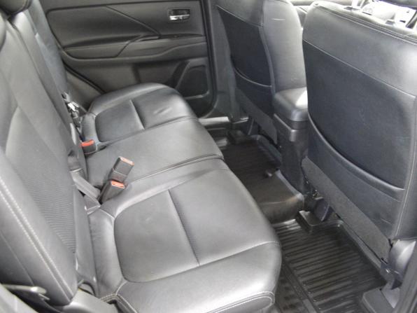 Mitsubishi Outlander III Рестайлинг 2 с пробегом 2015 года, цена 1 700 000 рублей, 239825 км, внедорожник, Автокод Объявления