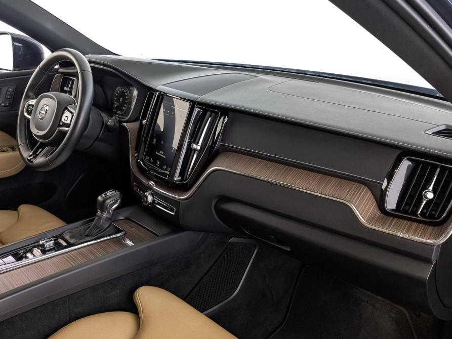 Volvo XC60 II Москва  - изображение 11