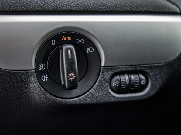 Volkswagen Jetta VI с пробегом 2011 года, цена 868 000 рублей, 218147 км, седан, Автокод Объявления
