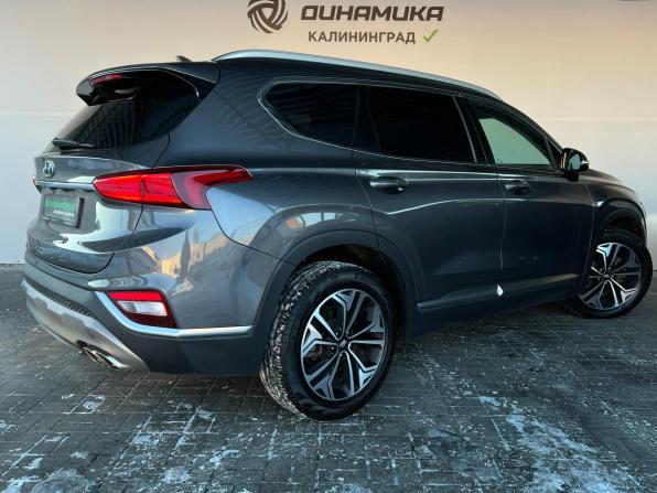 Hyundai Santa Fe IV с пробегом 2018 года, цена 2 780 000 рублей, 90796 км, внедорожник, Автокод Объявления