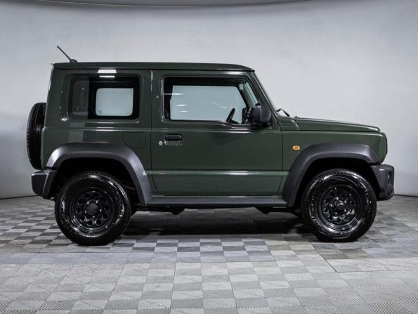 Suzuki Jimny IV с пробегом 2019 года, цена 2 799 000 рублей, 79726 км, внедорожник, Автокод Объявления