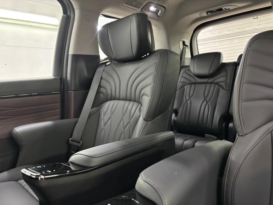 GAC Trumpchi M8 II Москва  - изображение 17