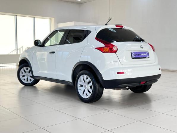 Nissan Juke I с пробегом 2014 года, цена 910 000 рублей, 211450 км, внедорожник, Автокод Объявления