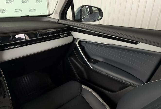 Geely Atlas II с пробегом 2024 года, цена 3 220 000 рублей, 11037 км, внедорожник, Автокод Объявления