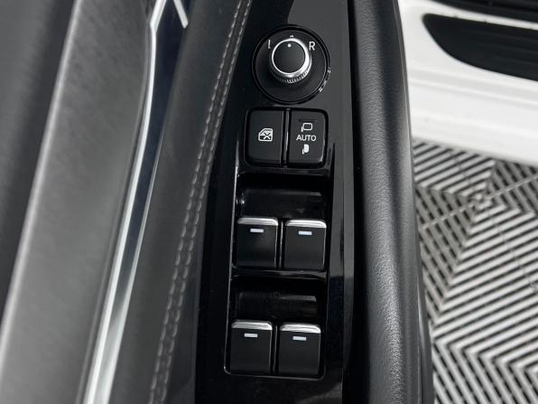 Mazda 6 III (GJ) Рестайлинг 2 с пробегом 2019 года, цена 2 120 000 рублей, 109864 км, седан, Автокод Объявления