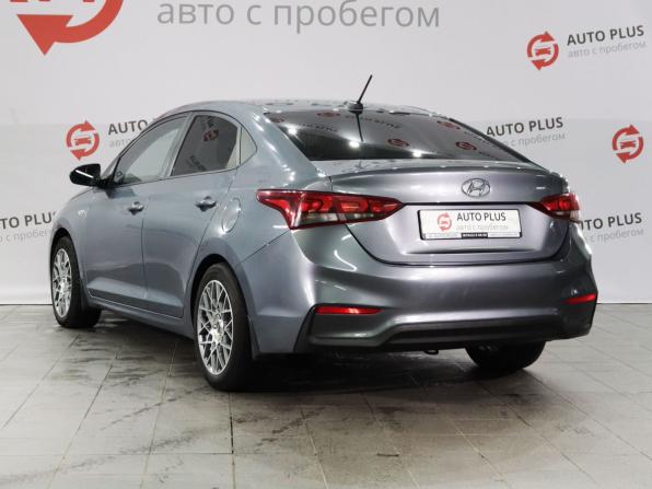 Hyundai Solaris II с пробегом 2018 года, цена 1 300 000 рублей, 133000 км, седан, Автокод Объявления