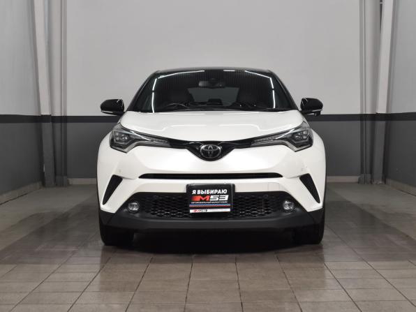 Toyota C-HR I Рестайлинг с пробегом 2019 года, цена 2 049 999 рублей, 96649 км, внедорожник, Автокод Объявления