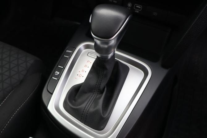 Kia Ceed III с пробегом 2019 года, цена 1 589 000 рублей, 102000 км, хэтчбек, Автокод Объявления