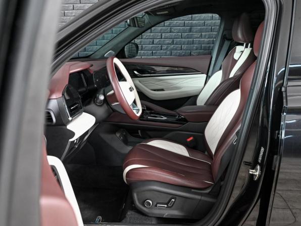 Geely Monjaro I с пробегом 2023 года, цена 3 200 000 рублей, 61151 км, внедорожник, Автокод Объявления