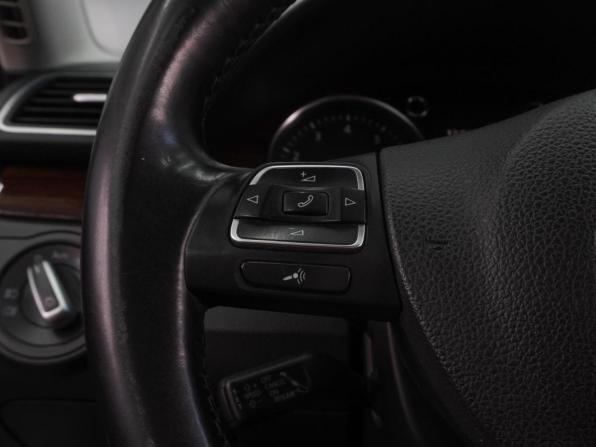 Volkswagen Passat B7 с пробегом 2012 года, цена 1 272 000 рублей, 277963 км, седан, Автокод Объявления