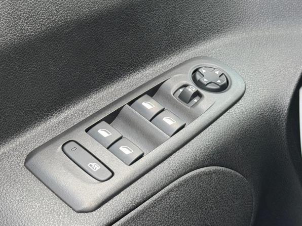 Opel Combo PCMA с пробегом 2020 года, цена 1 997 000 рублей, 107640 км, минивэн, Автокод Объявления