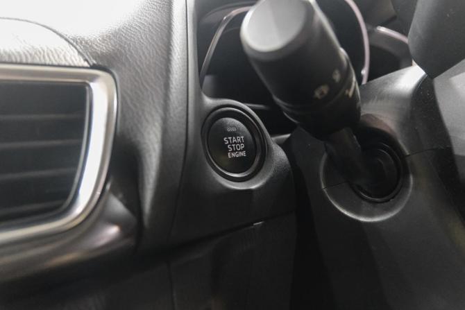 Mazda Axela III с пробегом 2017 года, цена 1 549 000 рублей, 118000 км, хэтчбек, Автокод Объявления
