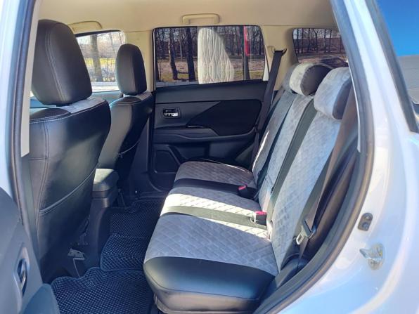 Mitsubishi Outlander III Рестайлинг 2 с пробегом 2018 года, цена 1 451 000 рублей, 175715 км, внедорожник, Автокод Объявления