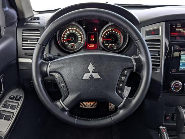 Mitsubishi Pajero IV Рестайлинг 2 с пробегом 2018 года, цена 3 330 000 рублей, 73136 км, внедорожник, Автокод Объявления