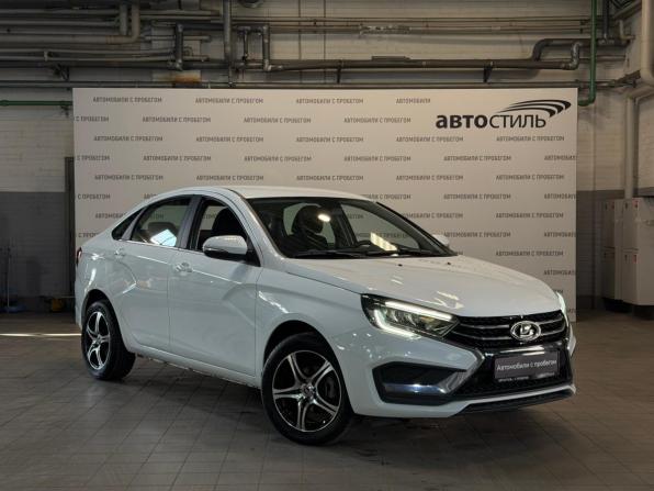 Lada (ВАЗ) Vesta I Рестайлинг (NG) с пробегом 2024 года, цена 1 319 000 рублей, 23000 км, седан, Автокод Объявления