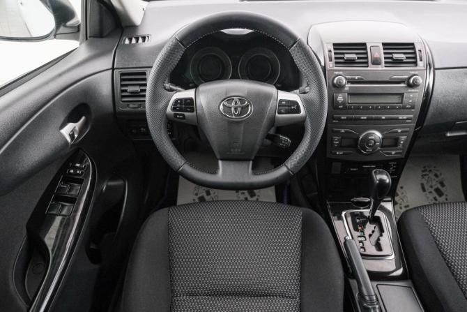 Toyota Corolla X (E140 E150) Рестайлинг с пробегом 2012 года, цена 1 159 000 рублей, 175000 км, седан, Автокод Объявления
