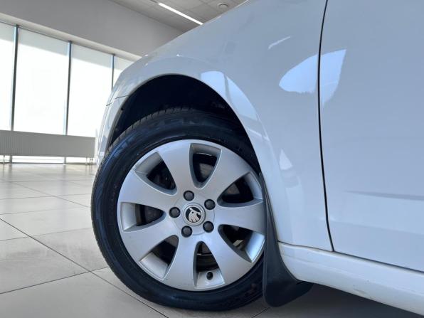 Skoda Octavia III (A7) с пробегом 2014 года, цена 1 299 000 рублей, 207908 км, лифтбек, Автокод Объявления