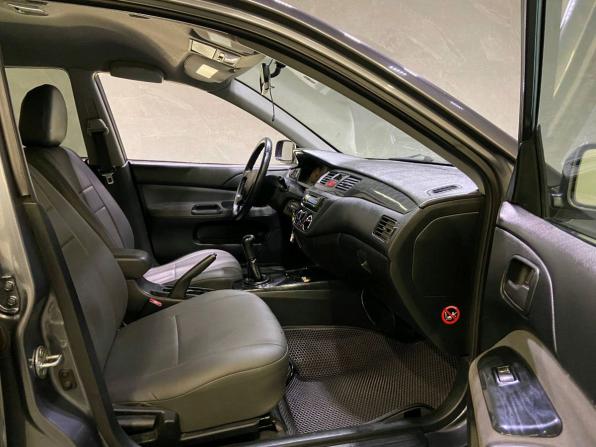 Mitsubishi Lancer IX Рестайлинг с пробегом 2005 года, цена 349 000 рублей, 292149 км, седан, Автокод Объявления