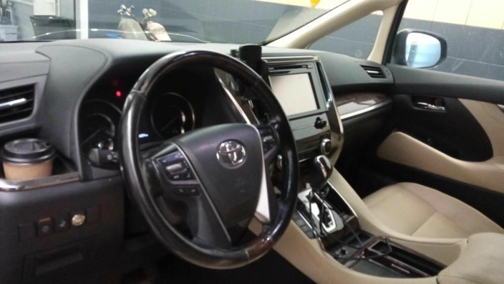 Toyota Alphard III Рестайлинг Санкт-Петербург  - изображение 6
