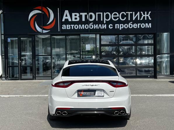 Kia Stinger I с пробегом 2018 года, цена 1 950 000 рублей, 162602 км, лифтбек, Автокод Объявления
