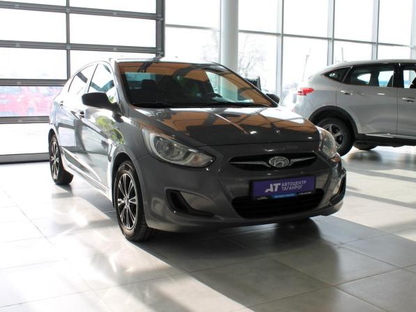 Hyundai Solaris I с пробегом 2013 года, цена 880 000 рублей, 153910 км, седан, Автокод Объявления